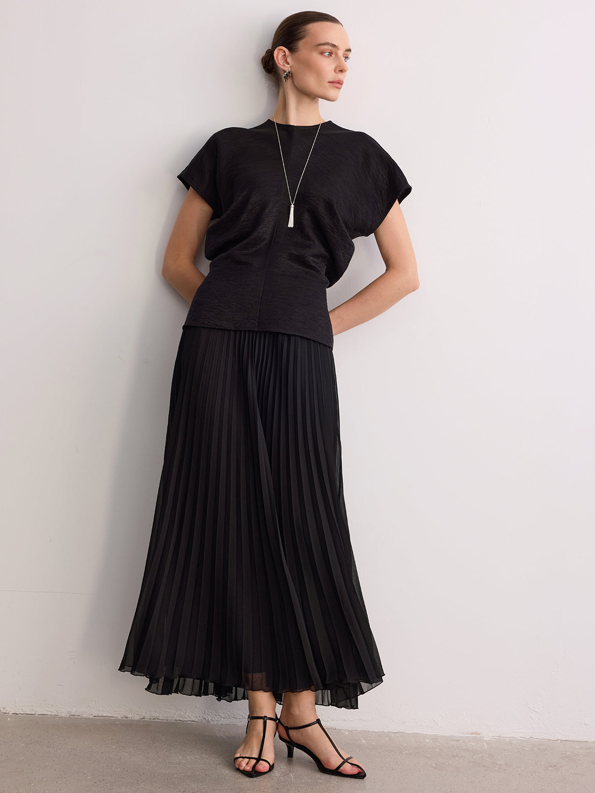 Textured Top & Pleated Maxi Skirt Set