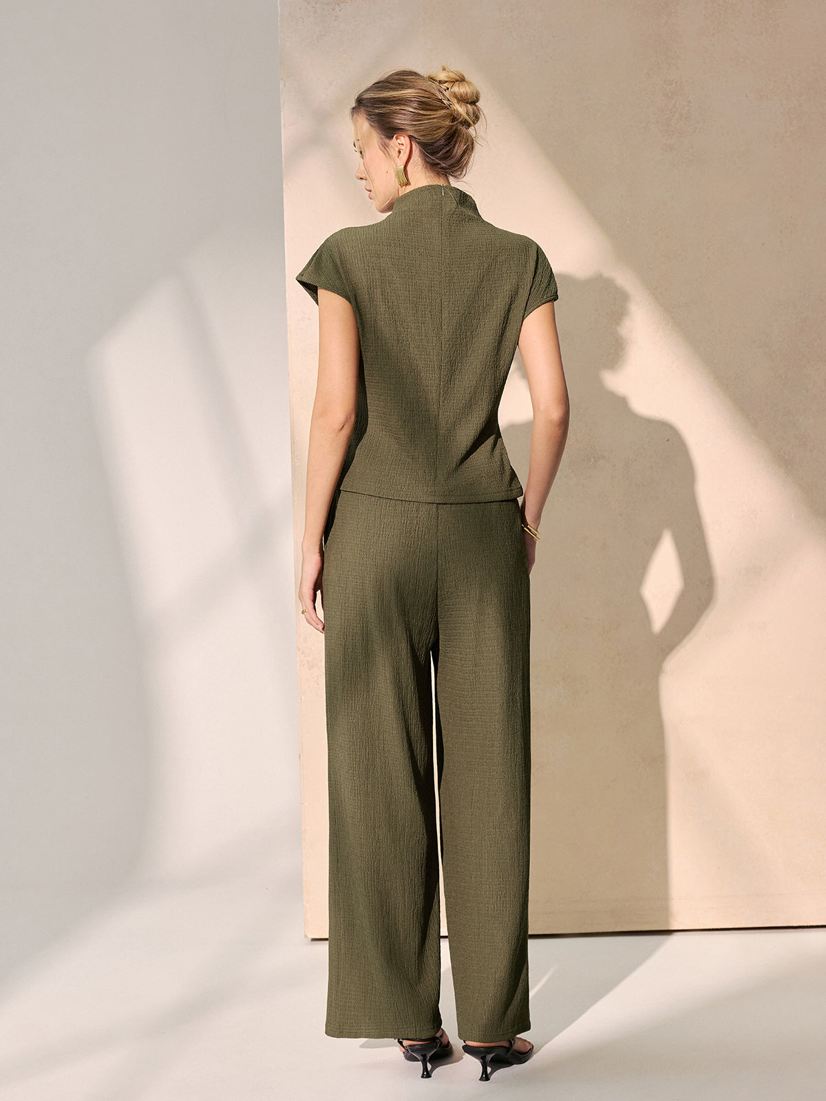 Ensemble haut et pantalon en maille texturée à taille nouée