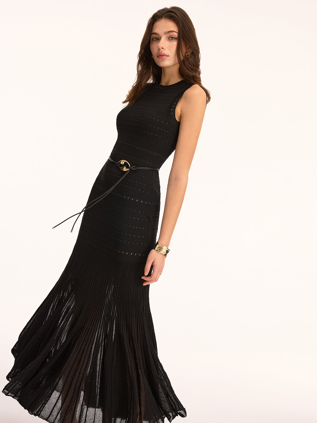 Ärmelloses Häkelstrick-Maxikleid