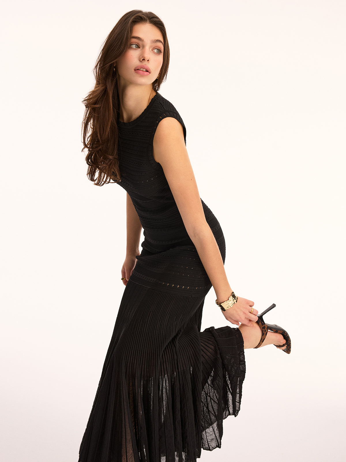 Ärmelloses Häkelstrick-Maxikleid