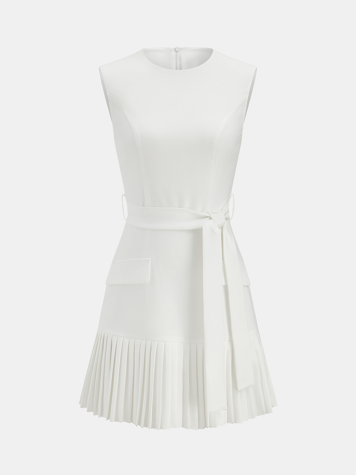 Mini-robe plissée à ourlet et ceinture, sans manches