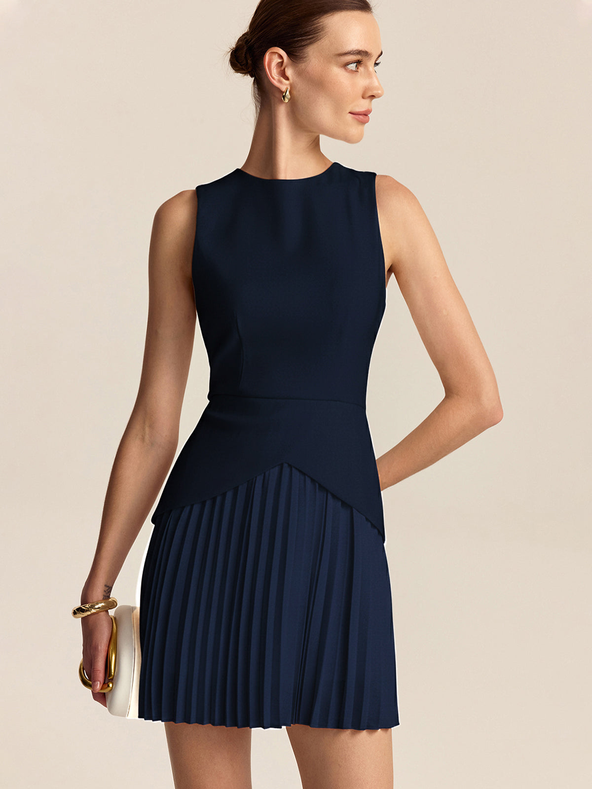 Mini-robe à ourlet plissé