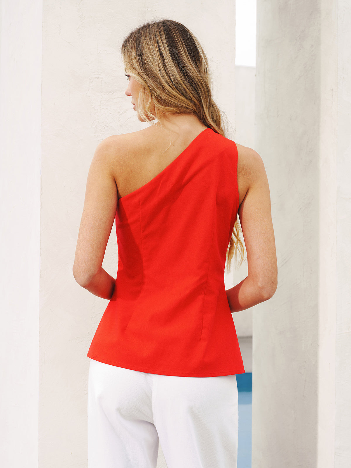 Haut asymétrique en lin mélangé avec détails boutonnés