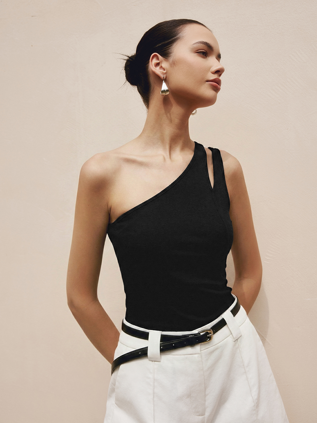 One Shoulder Asymmetric Slim Tank Top