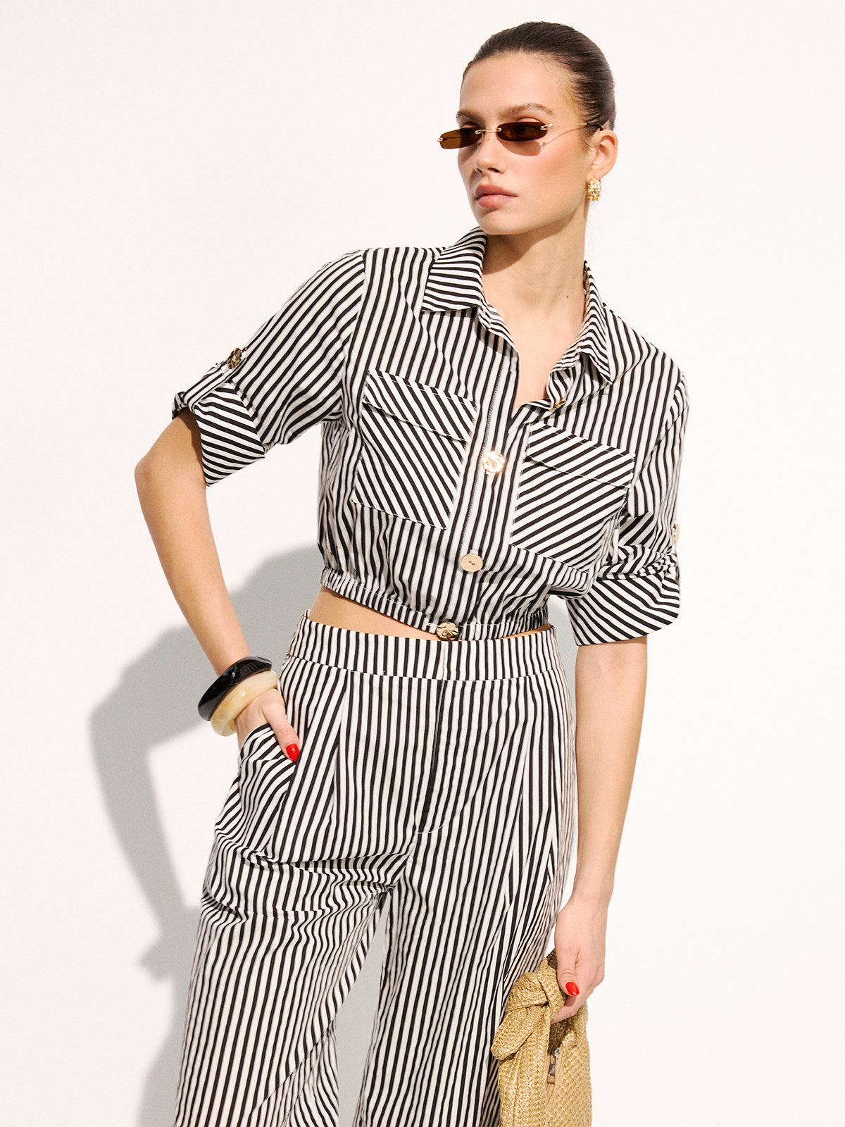 Ensemble chemise courte rayée et pantalon ample