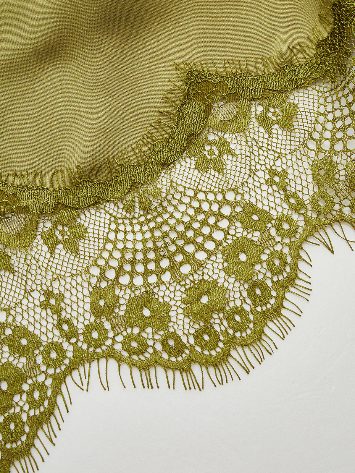 Lace Trim Asymmetrical Hem Satin Cami Top