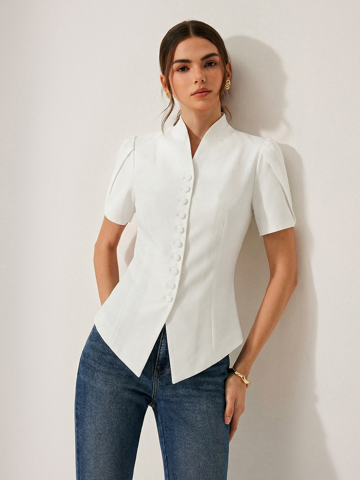 Short Sleeve Stand Collar Buttoned Slim Blouse