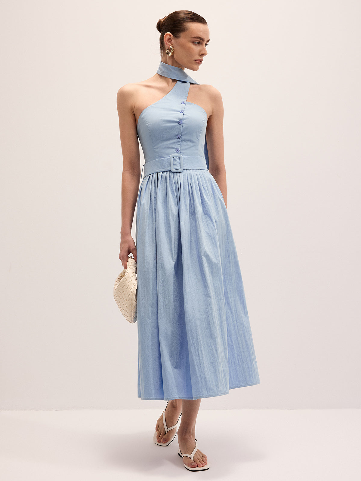 Maxikleid aus Baumwollmischung mit Neckholder und Gürtel