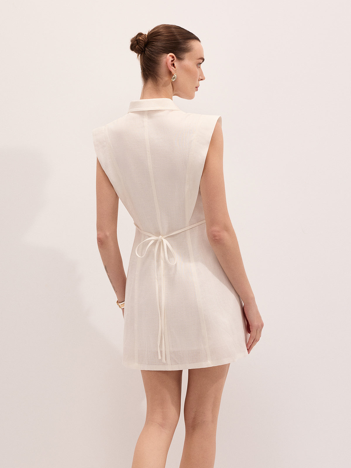 Ärmelloses Mini-Hemdblusenkleid aus Leinenmix