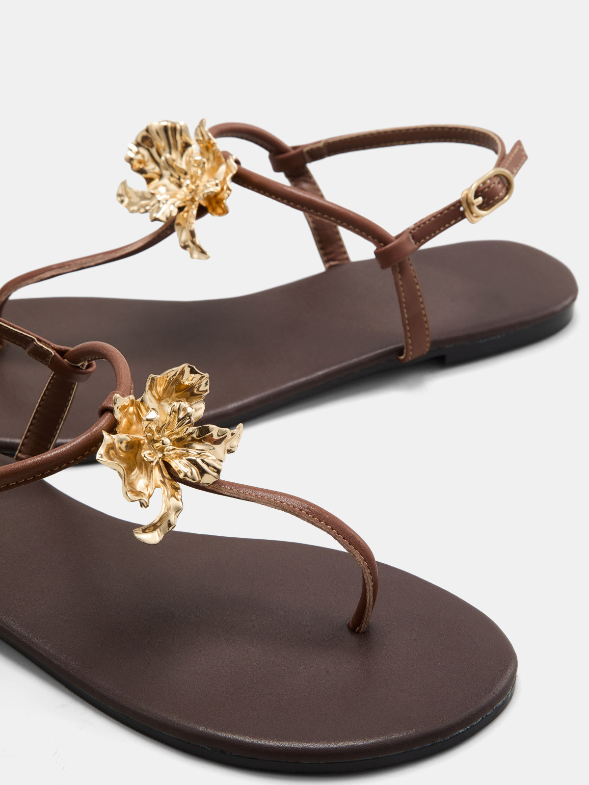 Flower Detail Thong Flat Sandals