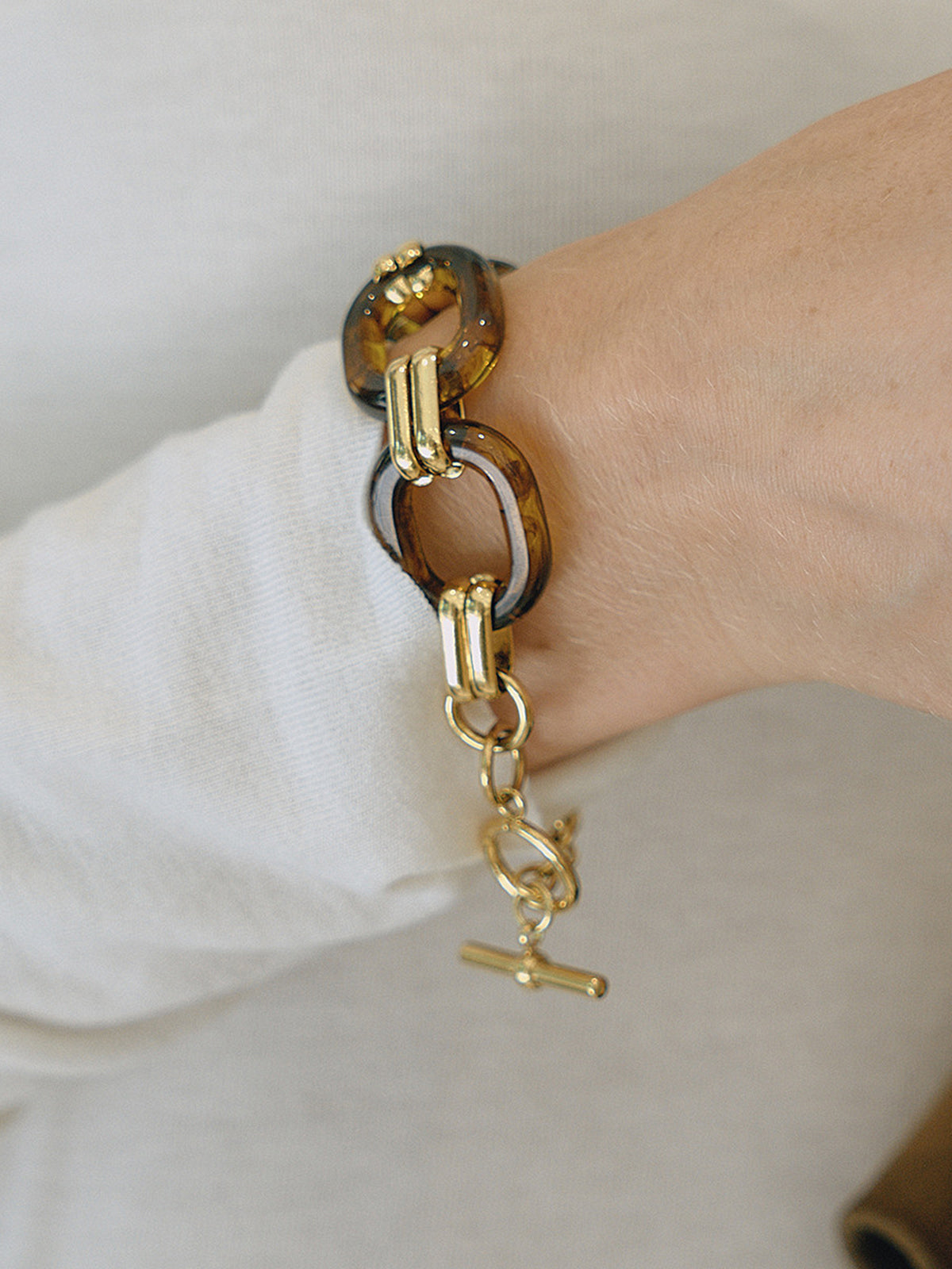 Tortoiseshell Resin Chain Link Toggle Bracelet
