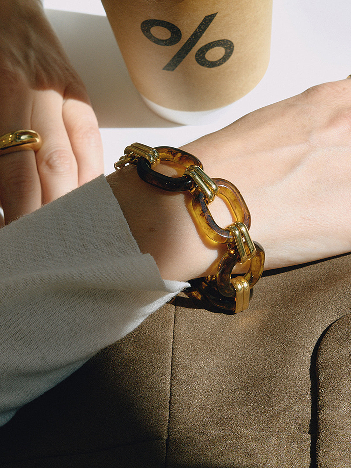 Tortoiseshell Resin Chain Link Toggle Bracelet