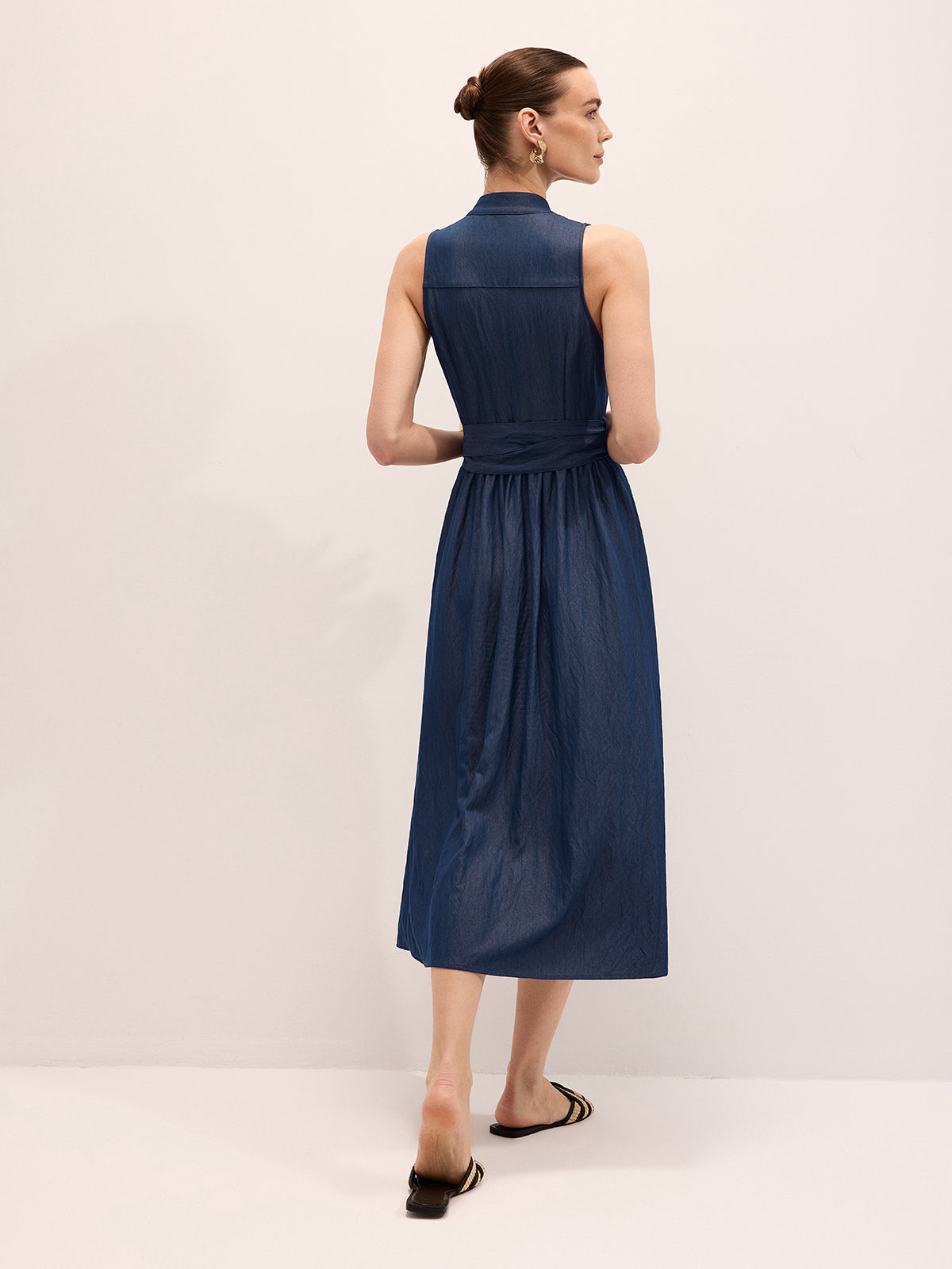 Maxikleid mit Gürtel aus Baumwollmischung ohne Ärmel