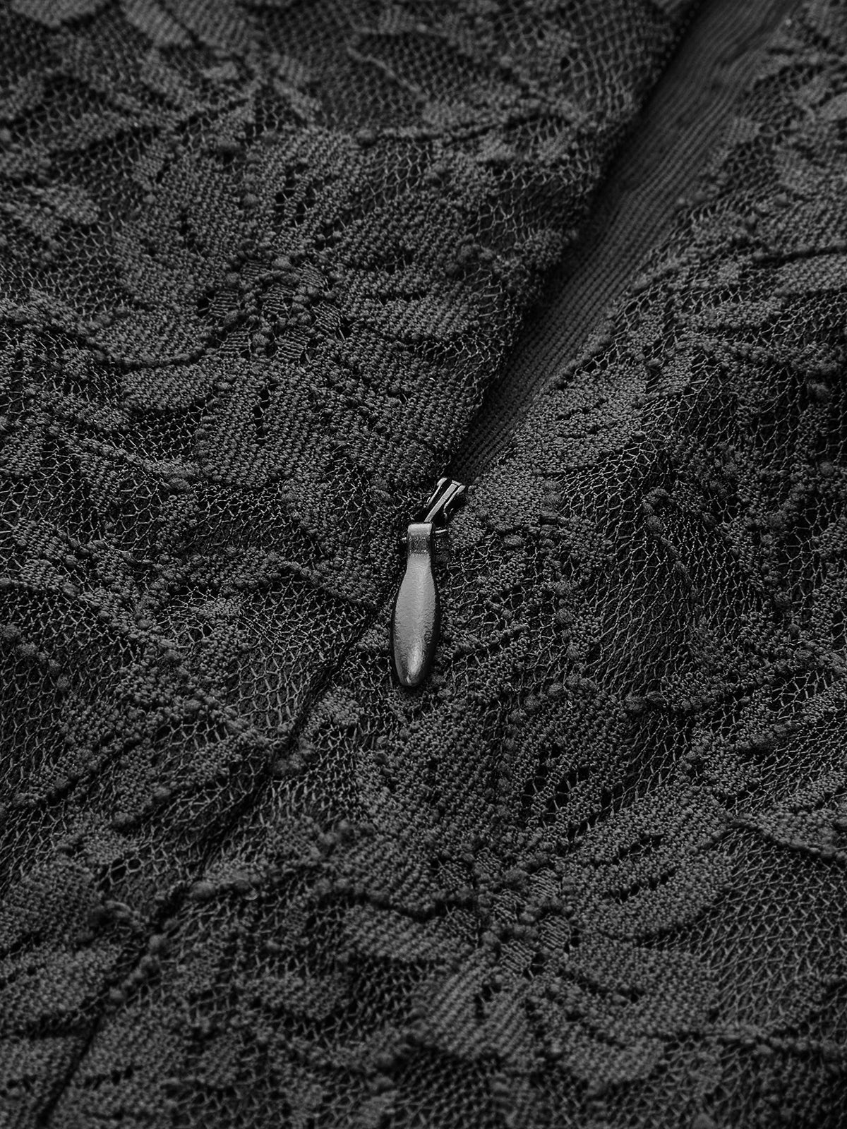 Ärmelloses A-Linien-Kleid mit Muschelsaum aus Spitze