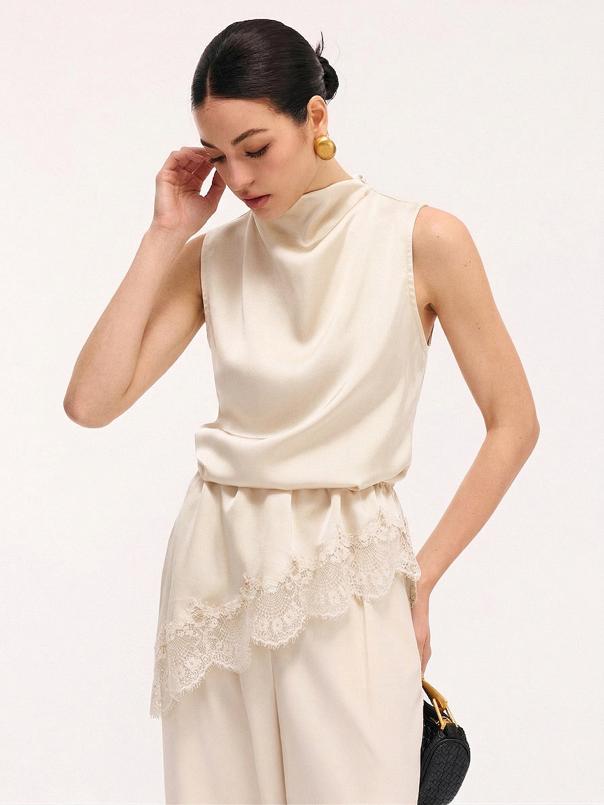 Satin-Tanktop mit Spitzenbesatz