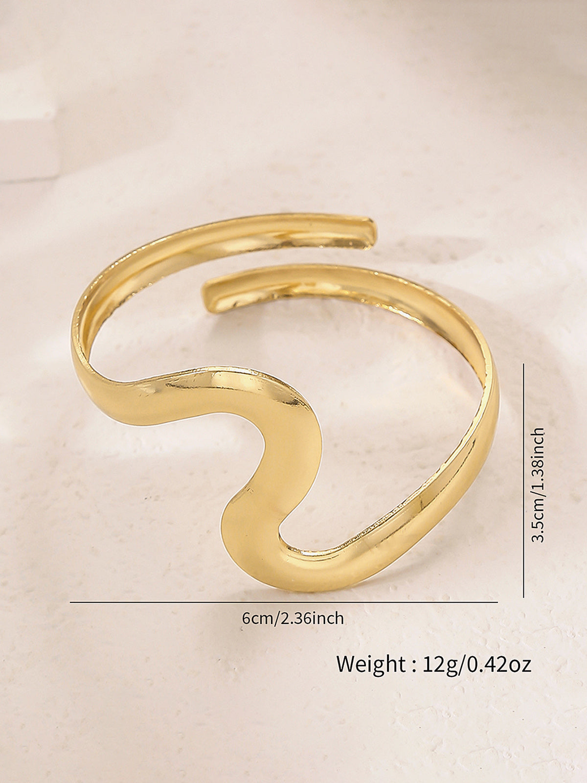 Irregular Wavy Upper Arm Cuff