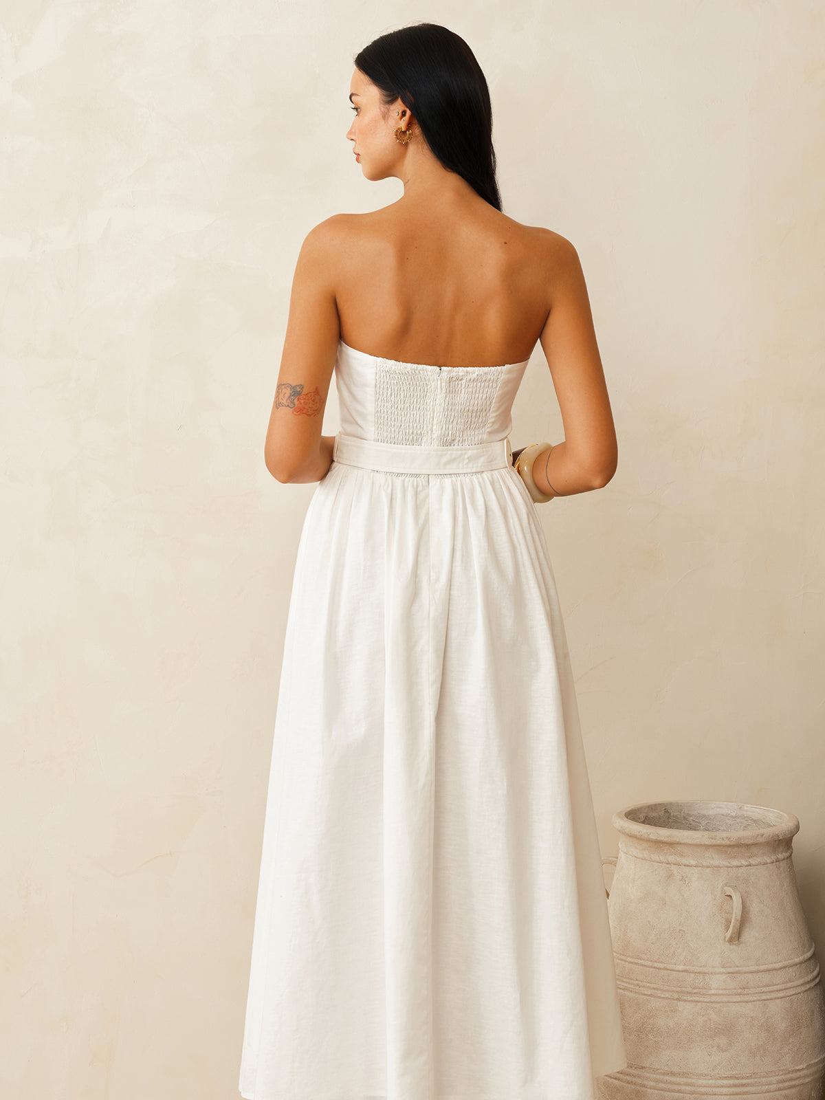Trägerloses Maxi-Kleid aus Baumwollleinen mit Gürtel