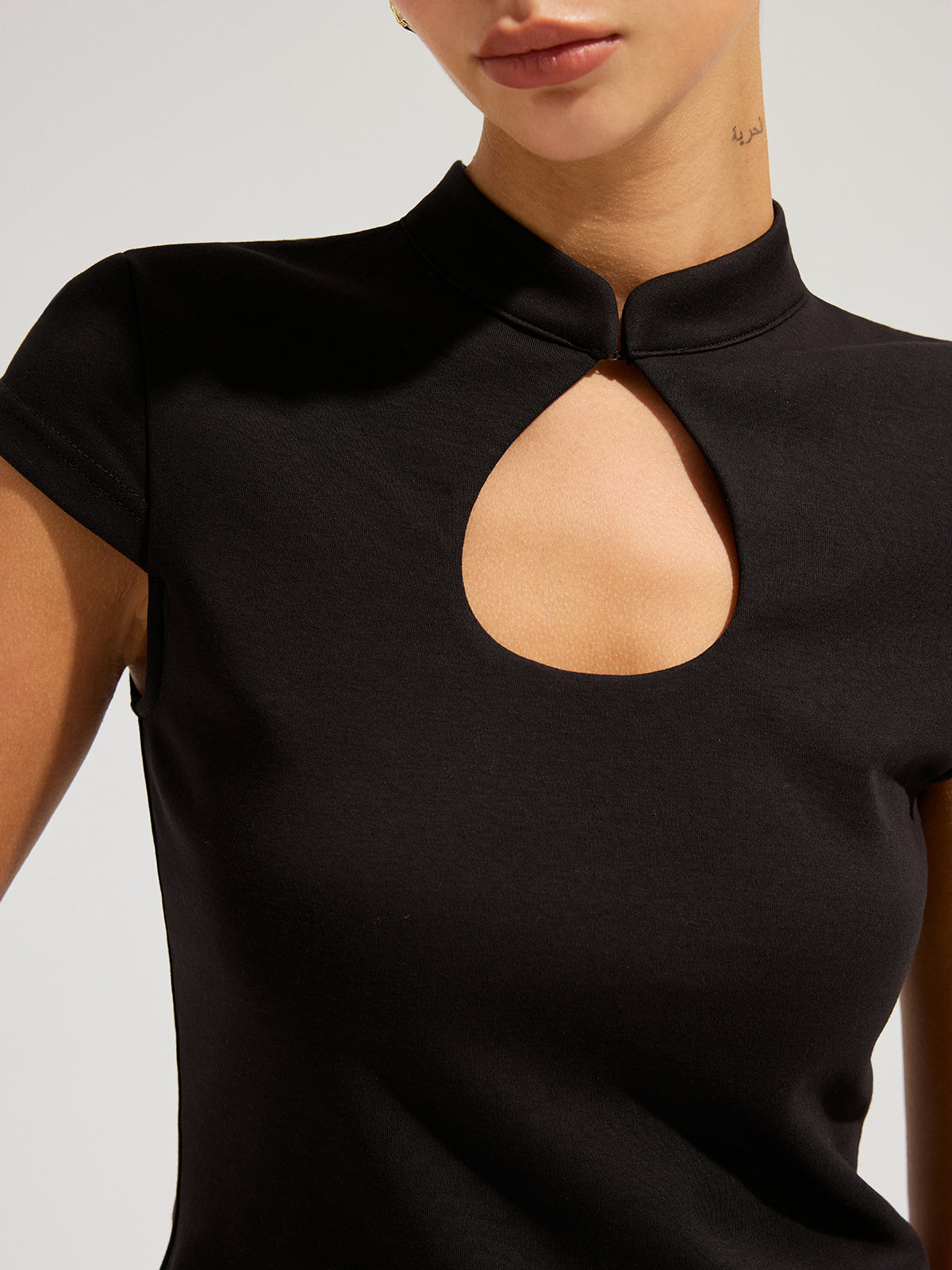 Mandarin Collar Keyhole Short Sleeve Top