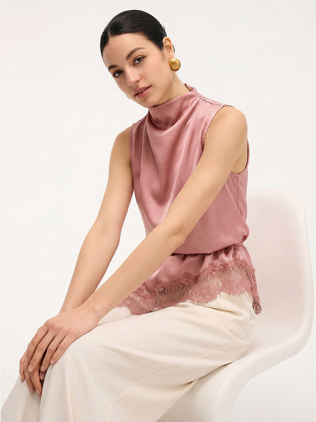 Satin-Tanktop mit Spitzenbesatz