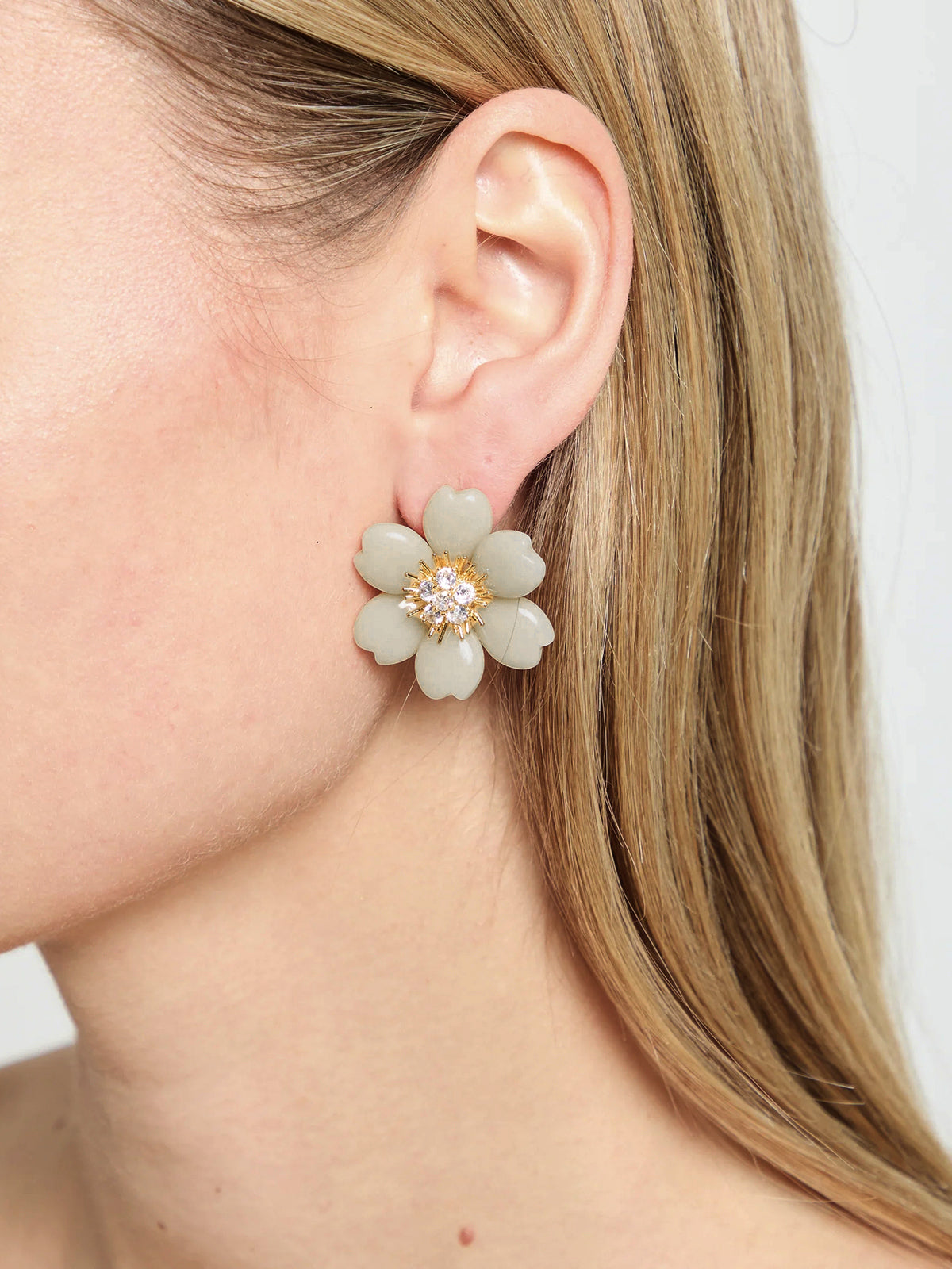 Rhinestone Flower Stud Earrings