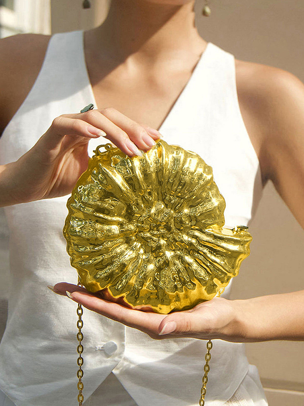 Conch Shell Shaped Clutch Bag