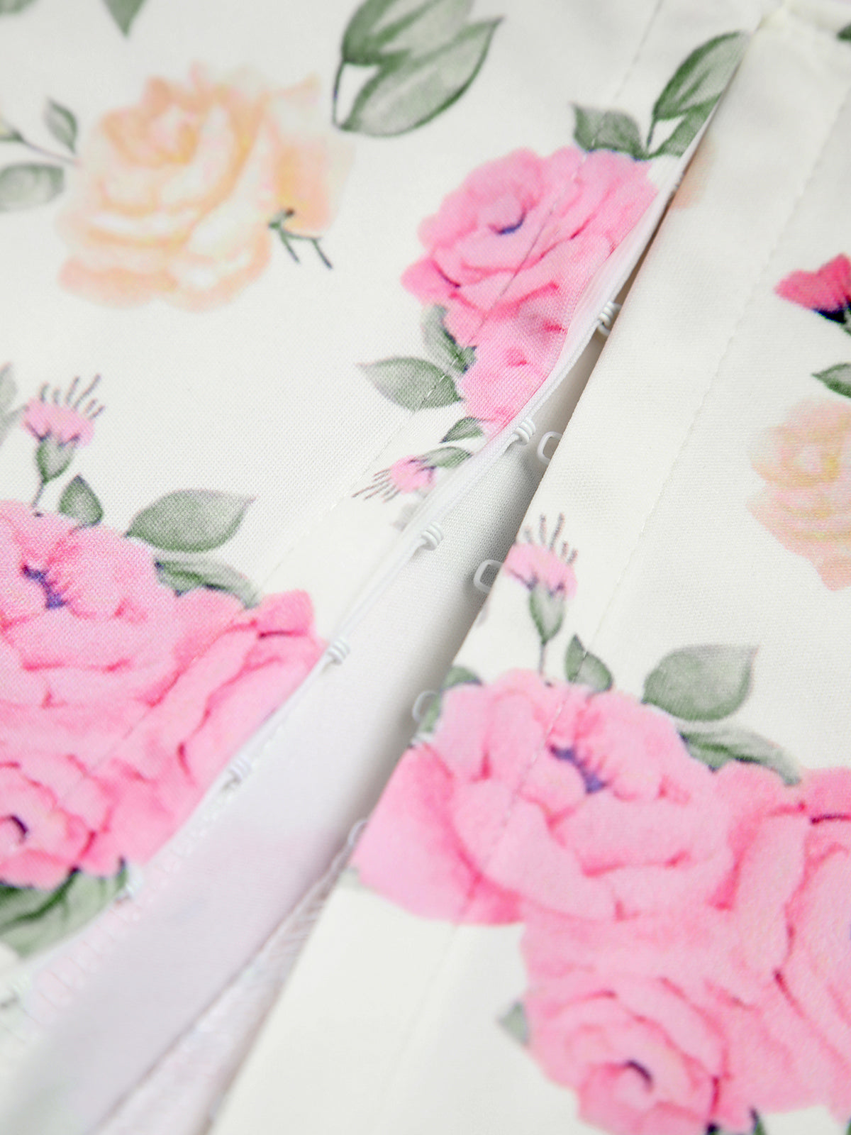 Corset à décolleté en forme de cœur fleuri 