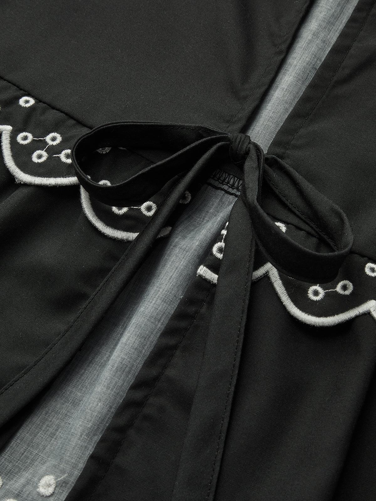 Ruffle Print Knotted Blouse