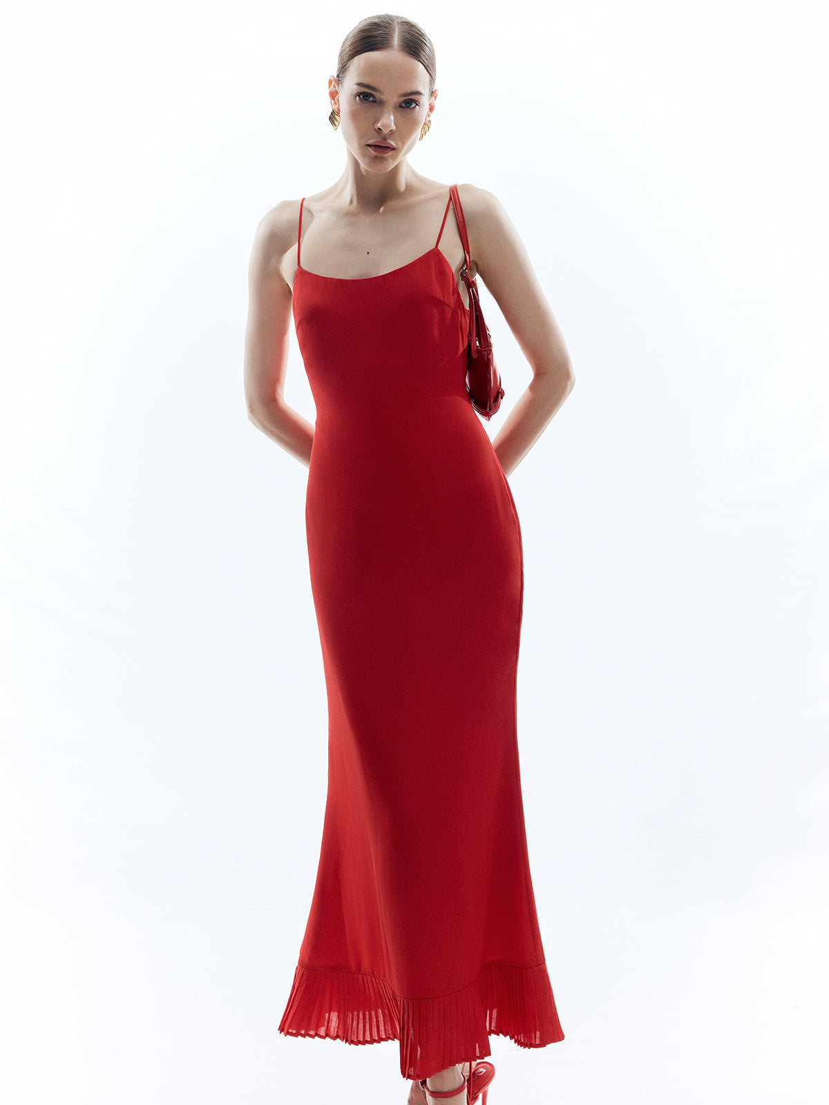 Robe longue unie dos nu sans manches 