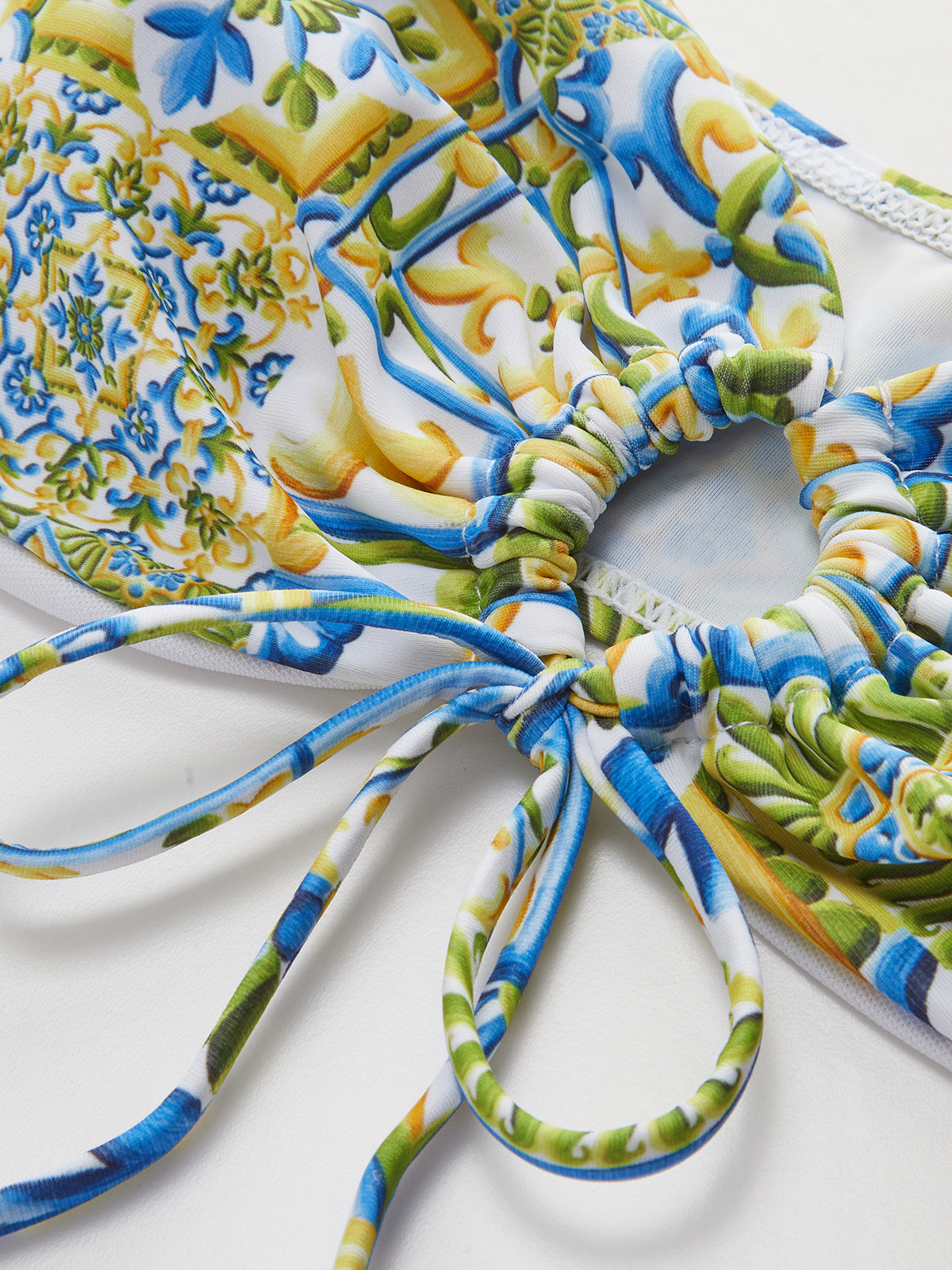 Trägerloses Bikini-Set mit Print und Knoten 