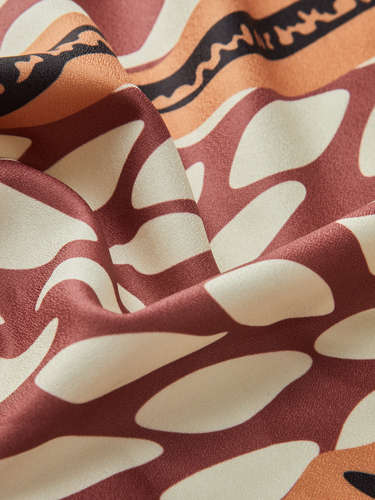 Strandkleid mit Blumenmuster und Knoten 