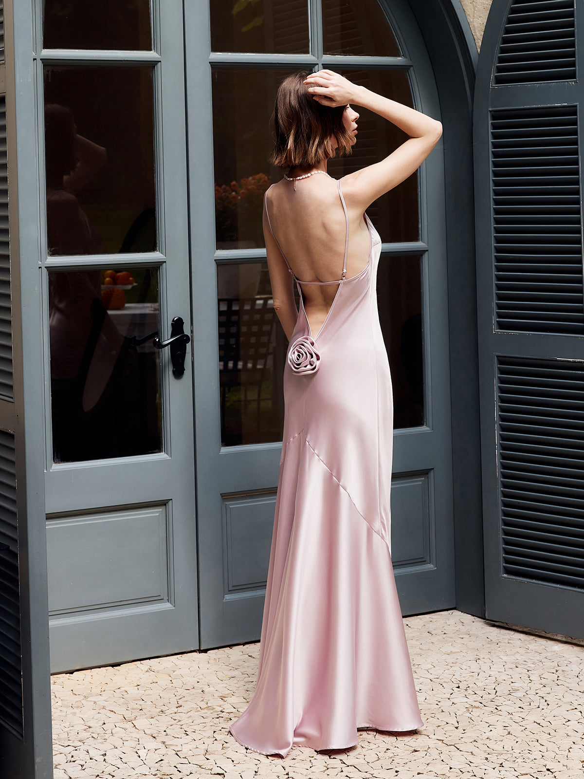 Rosette Plissee-Kleid mit rückenfreiem Cami-Trägerkleid 