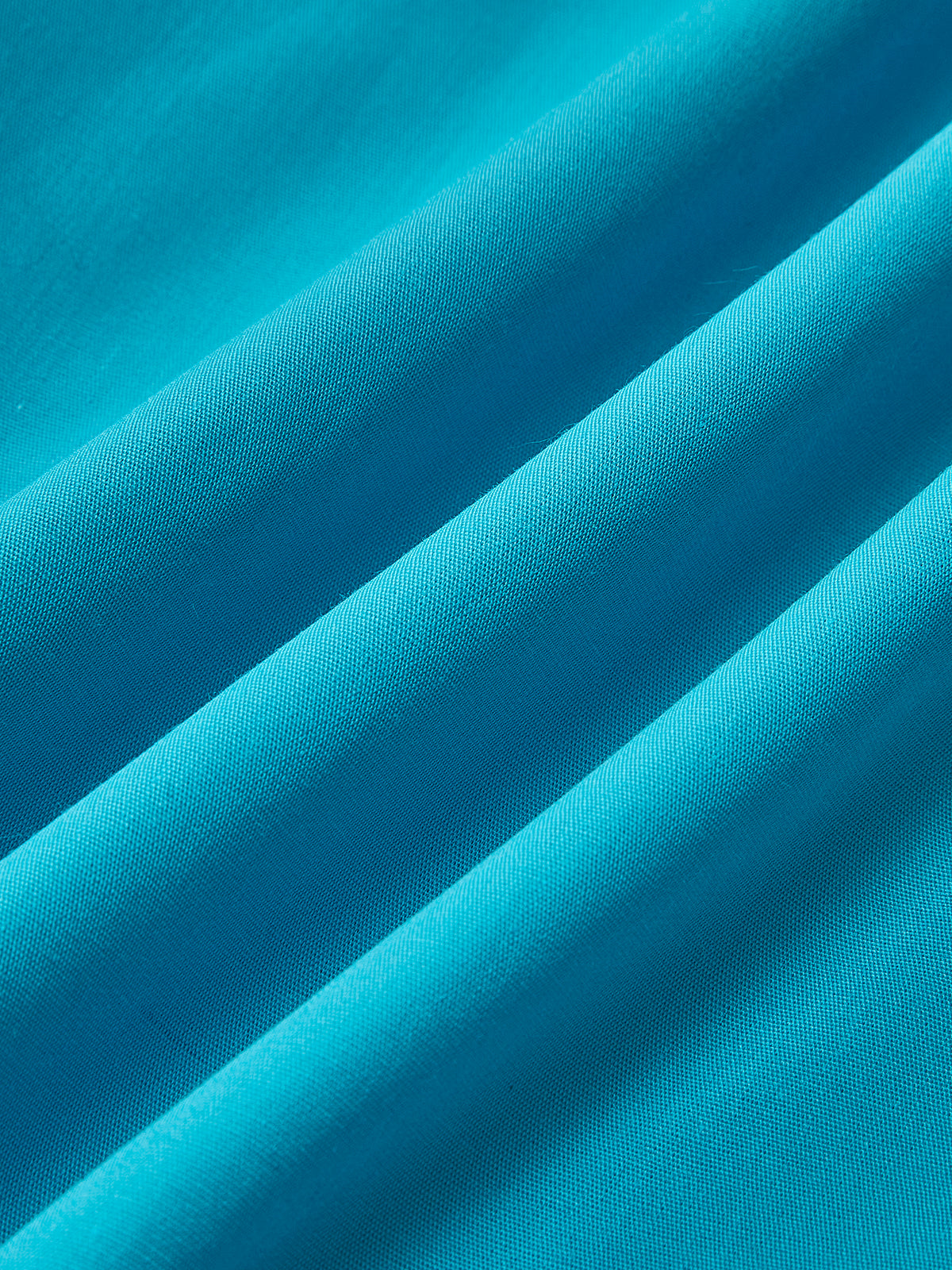 Robe plissée à col en V et manches cloche 