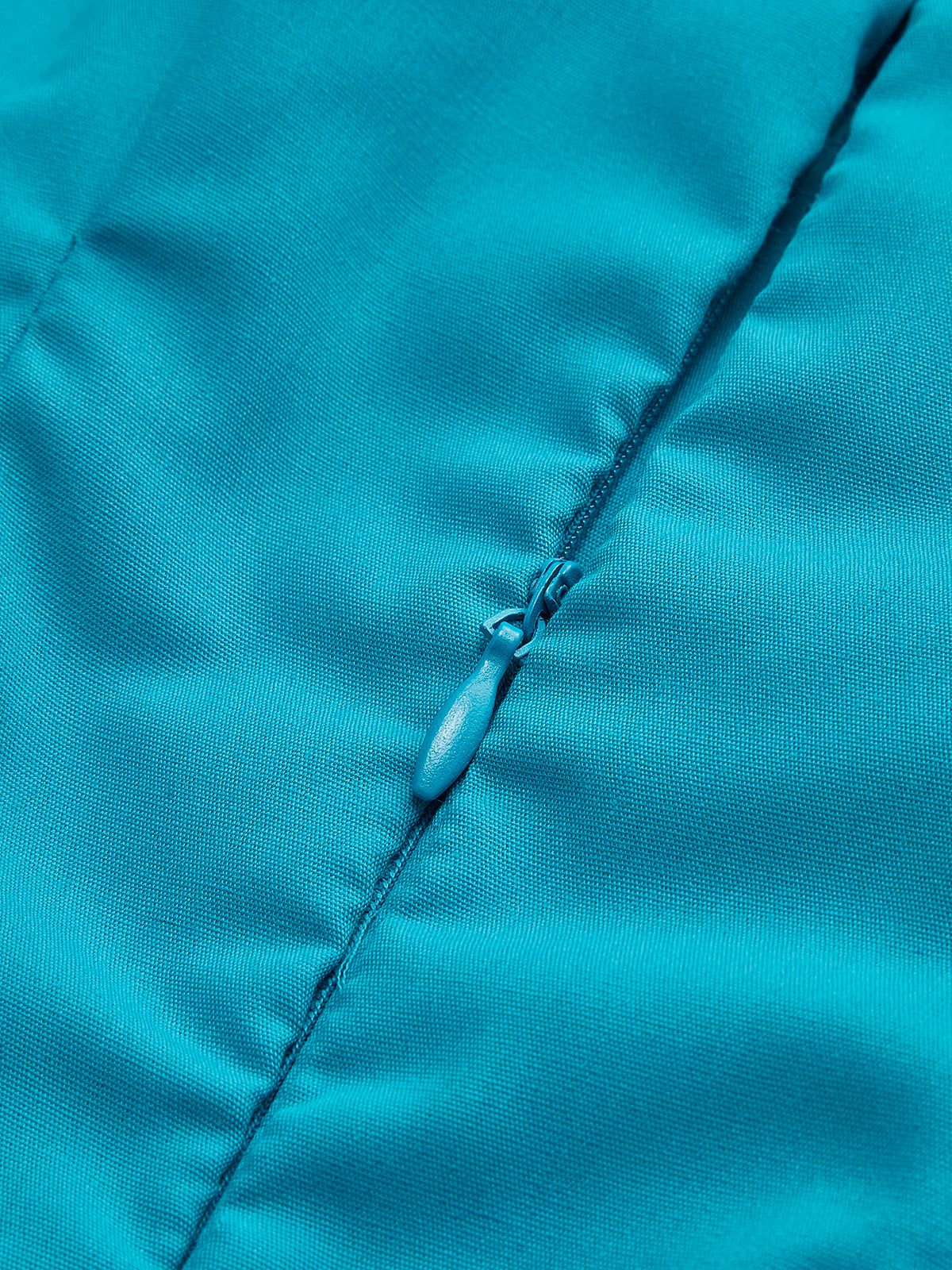 Robe plissée à col en V et manches cloche 