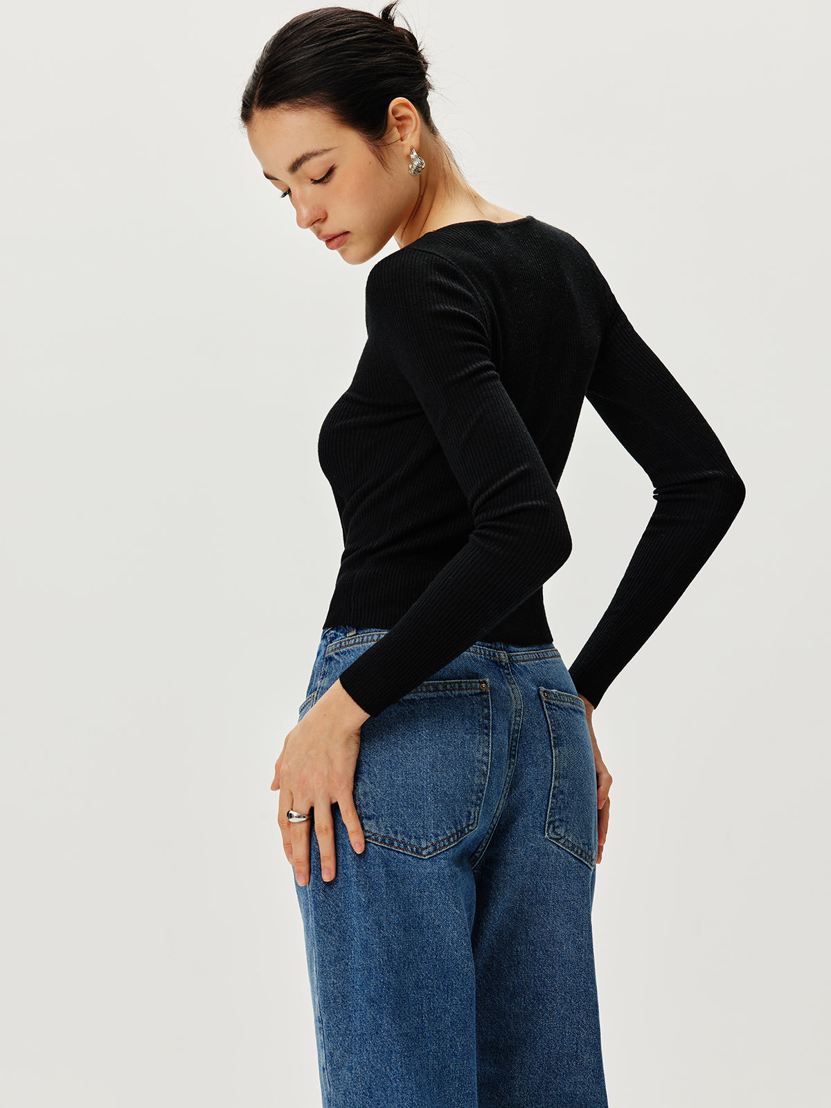 Langarm-Pullover mit Knöpfen