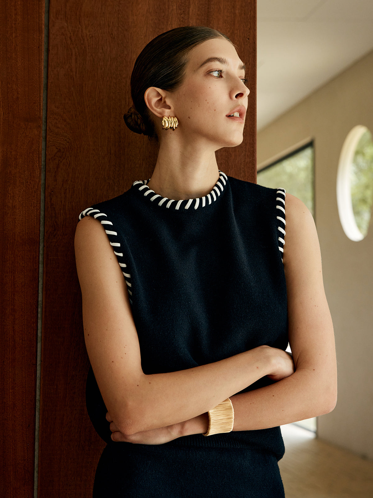 Ensemble jupe sans manches à bordure contrastée 