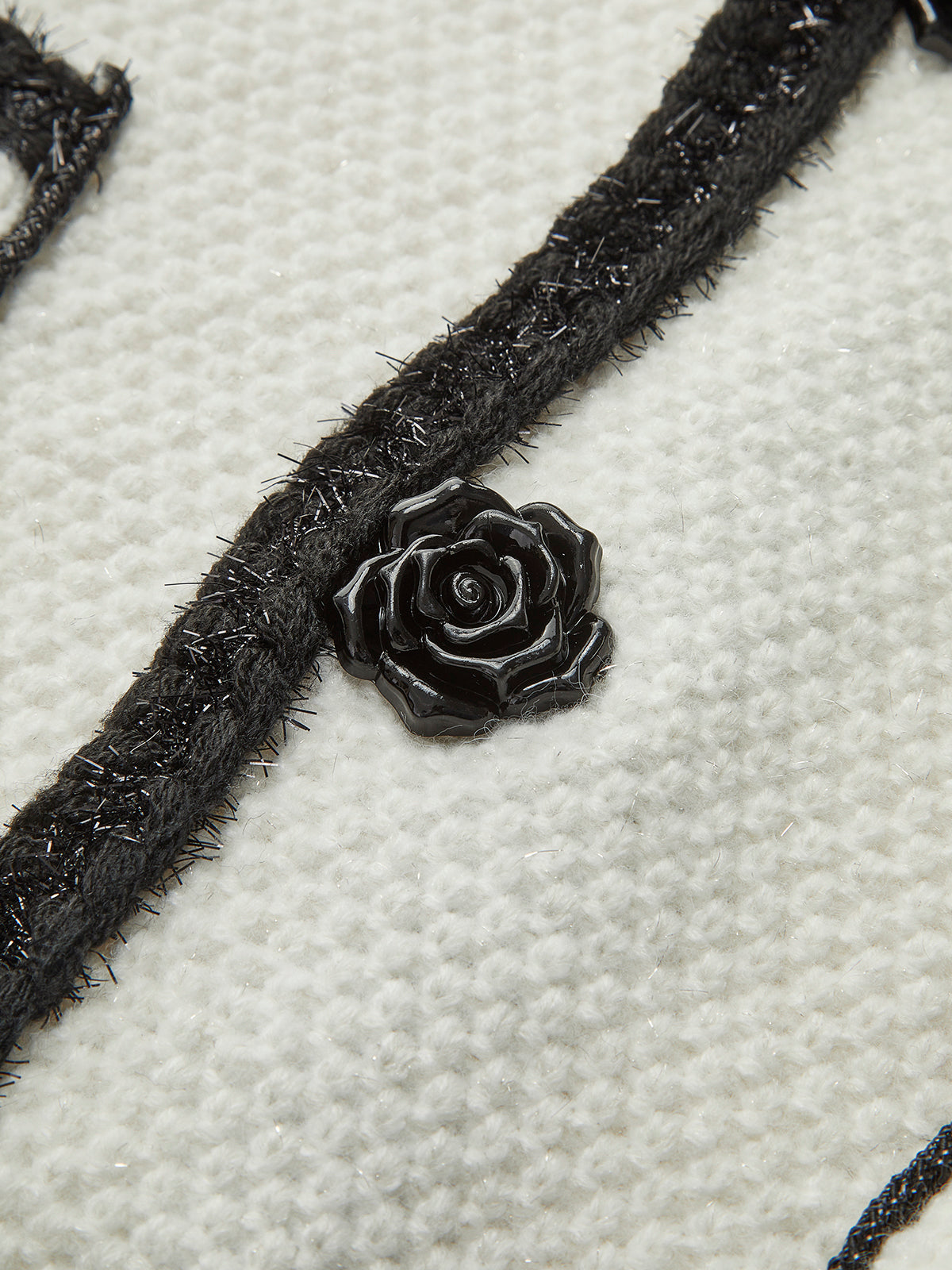 Cardigan à bordure contrastée et motif floral 