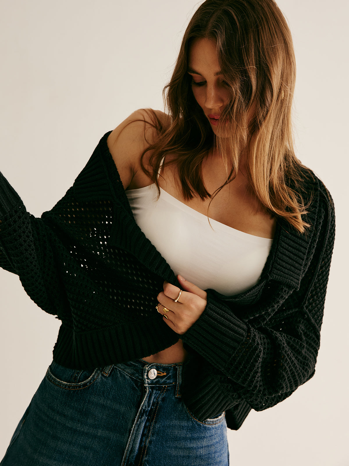 Schlichter, vielseitiger Cardigan mit Lochmuster 