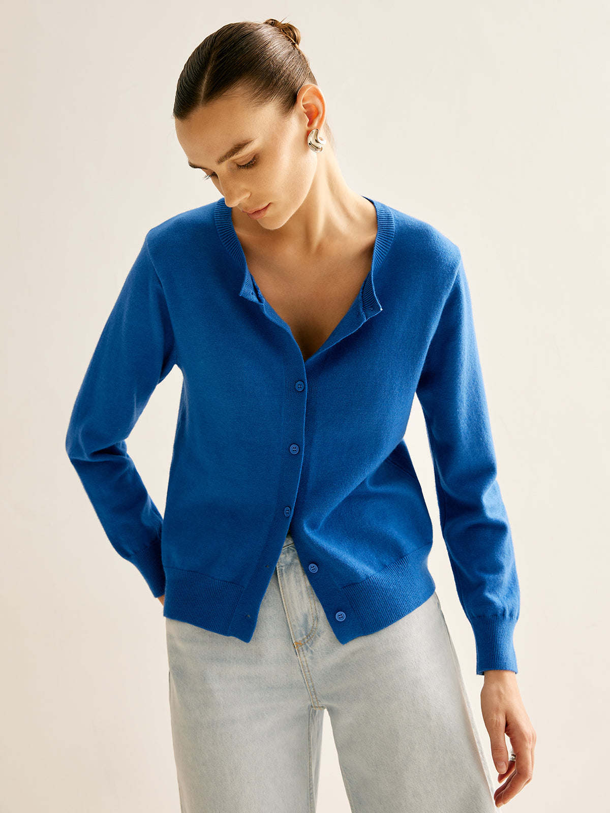 Schlichter Cardigan mit weichen Knöpfen 