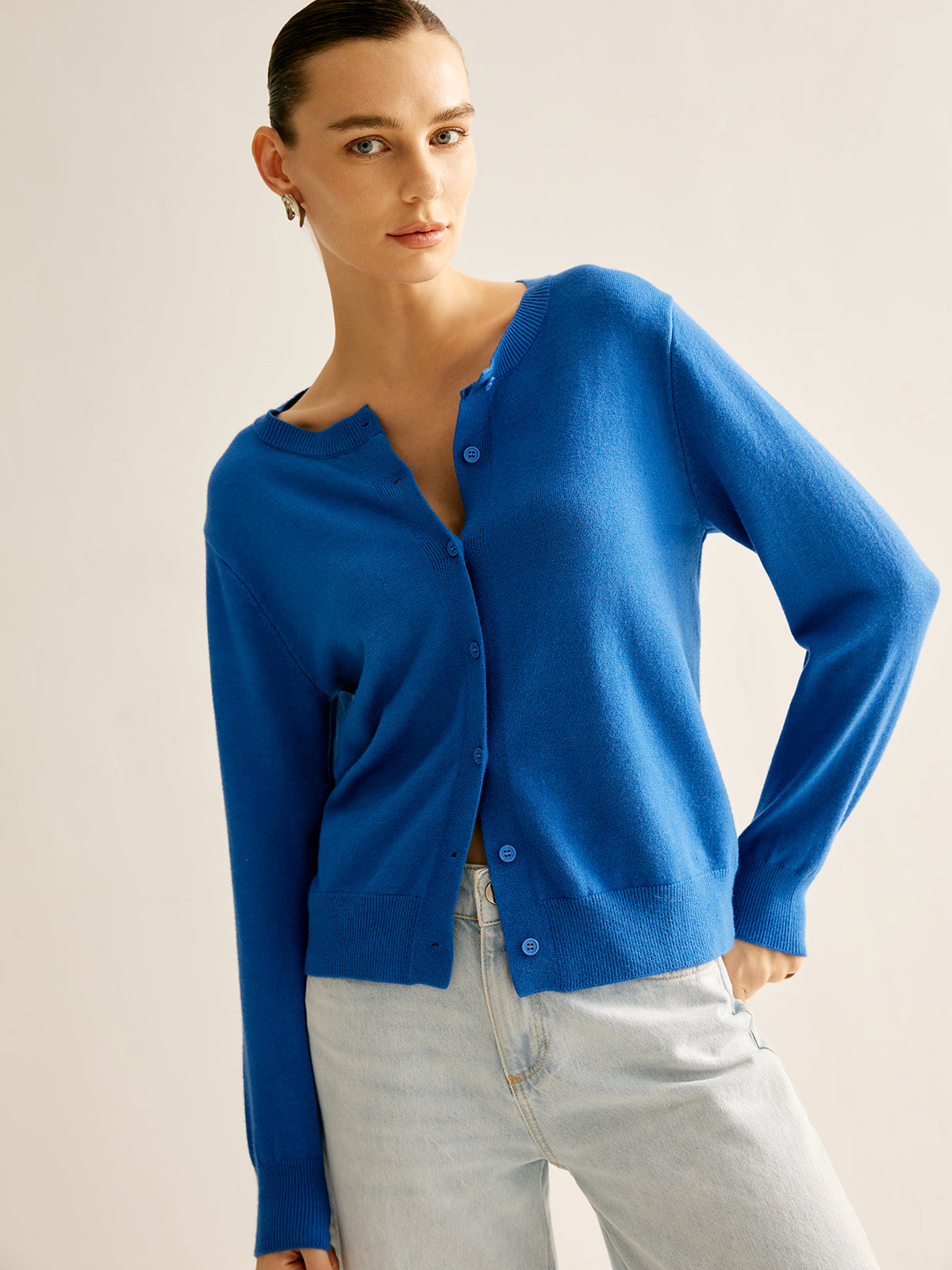 Schlichter Cardigan mit weichen Knöpfen 