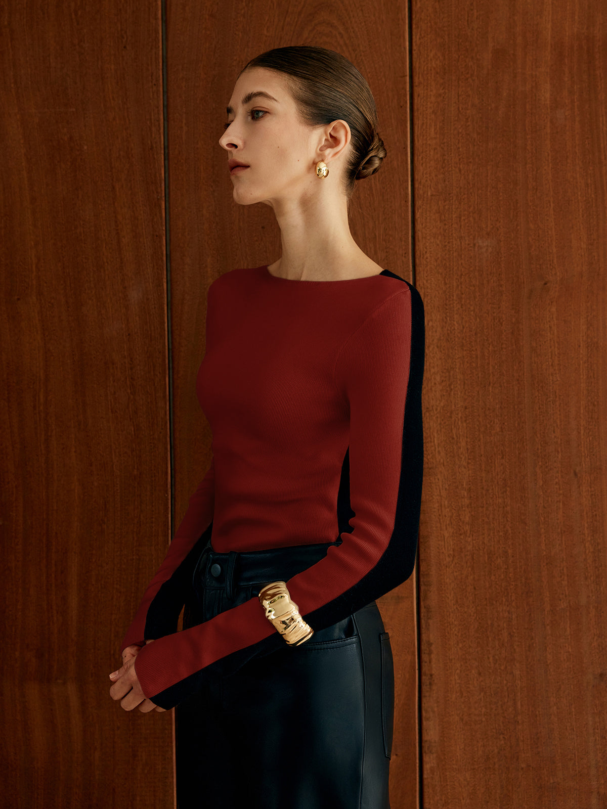 Haut en maille à empiècements bicolores 