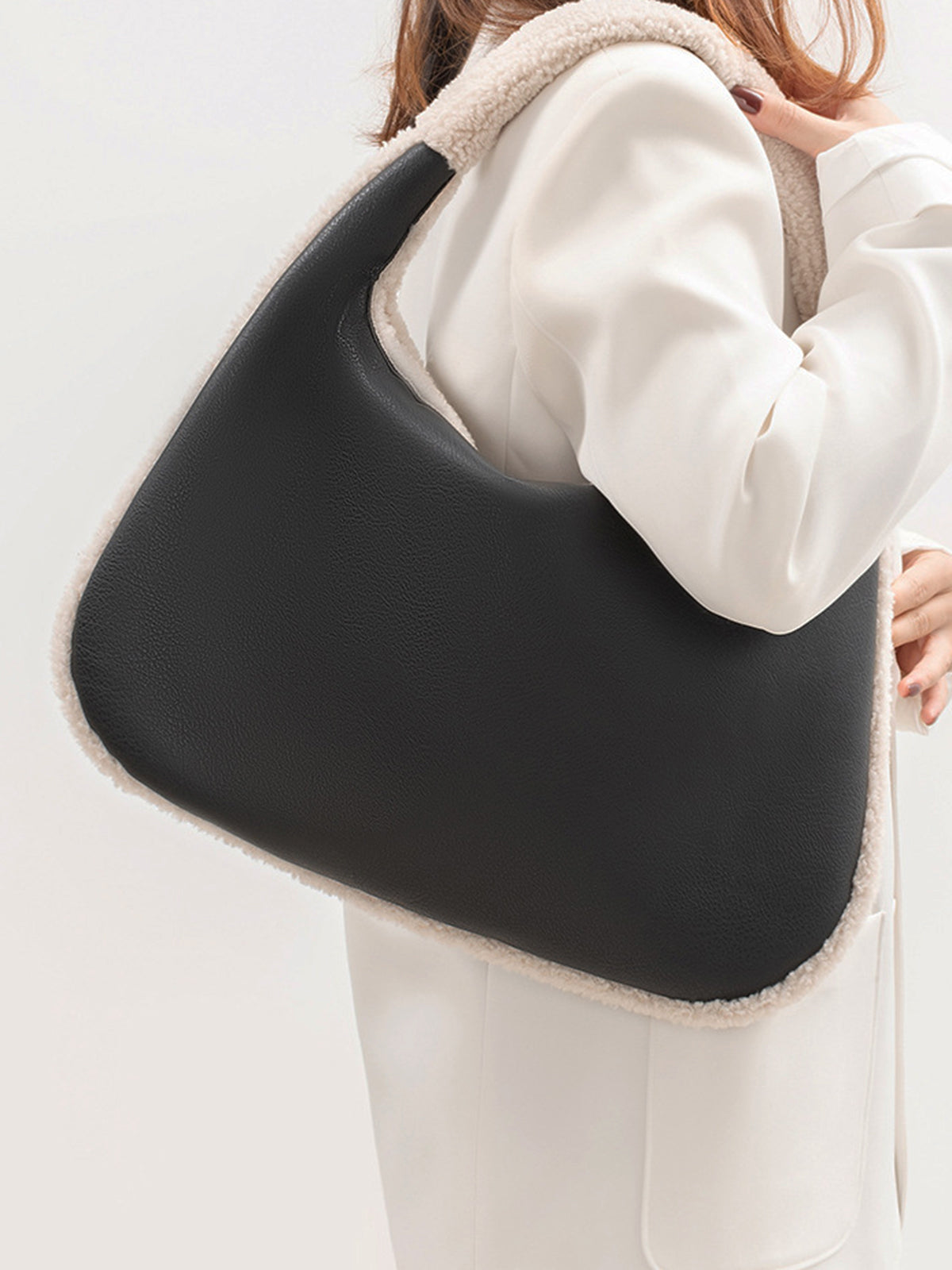 Zweifarbiger Fleece-Achselbeutel mit Reißverschluss 