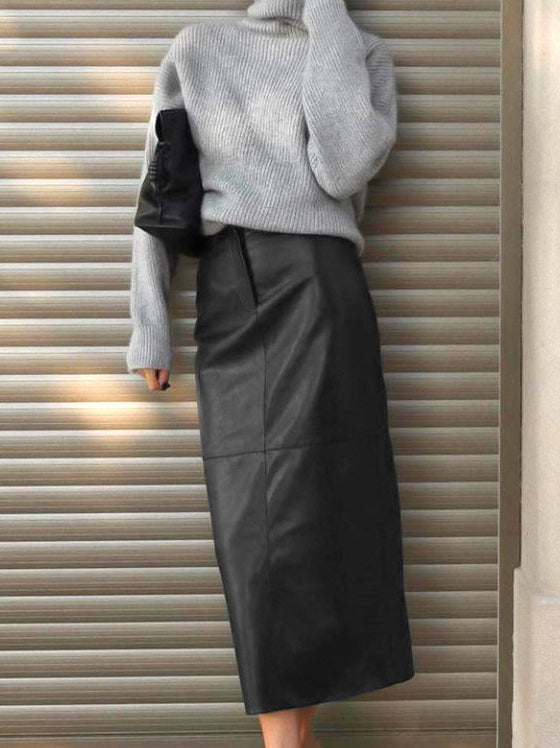 A-Linien-Rock aus PU-Leder mit Paspelierung 