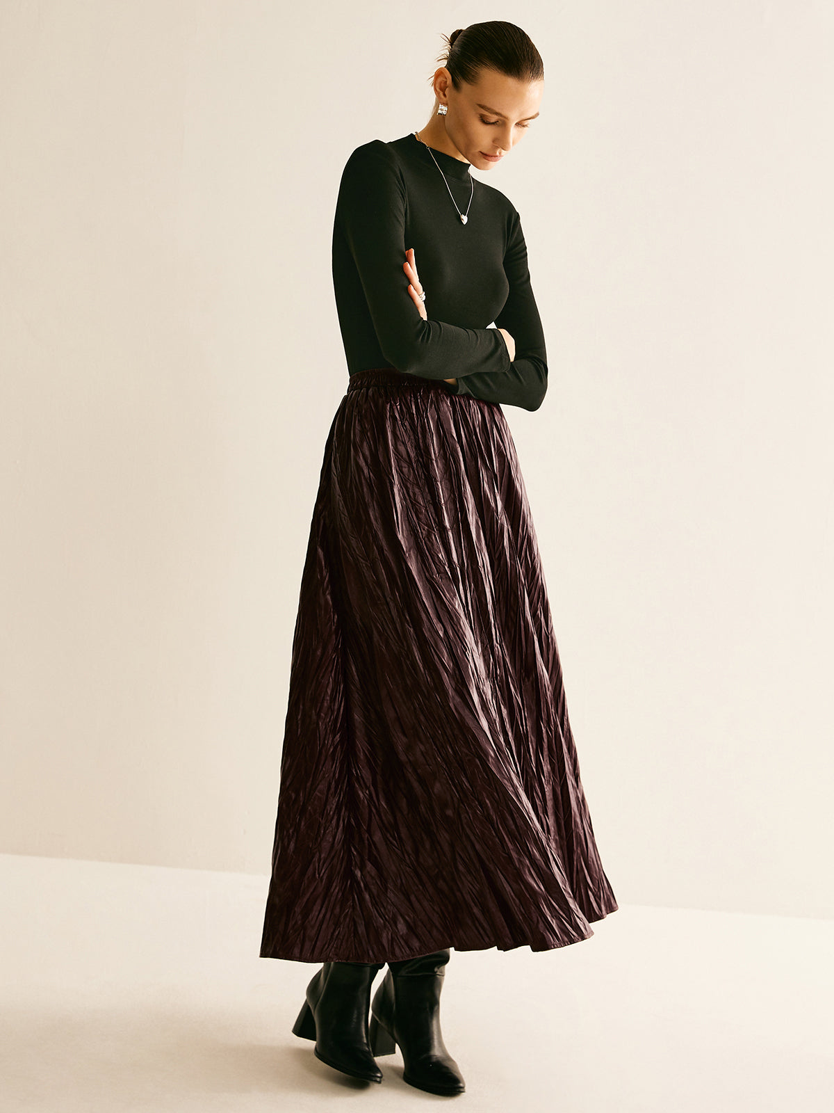 Rock aus Kunstleder mit elastischem Bund 