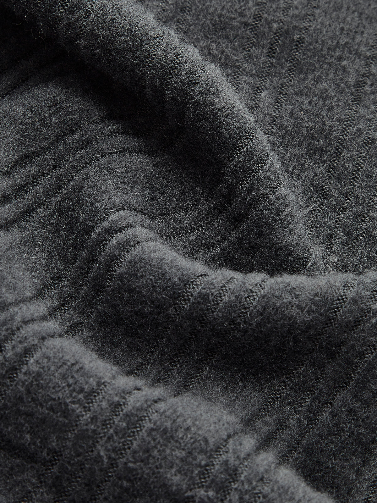 Strickkleid mit Farbblock-Einsatz und Reverskragen 