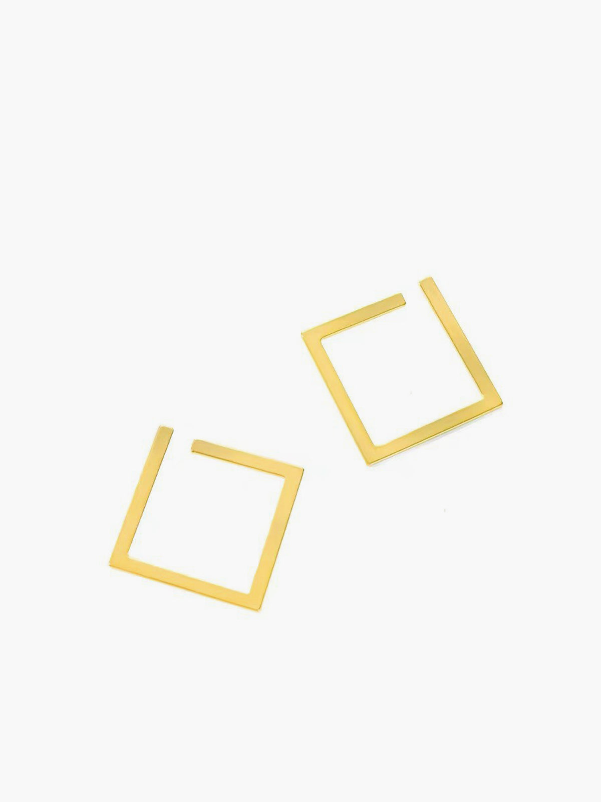 Minimalistische quadratische Ohrhänger 