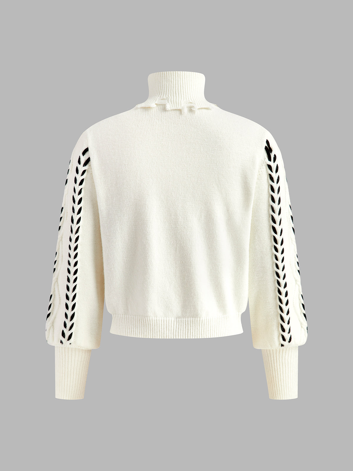 Rollkragenpullover mit offenem Saum und Twist-Effekt 