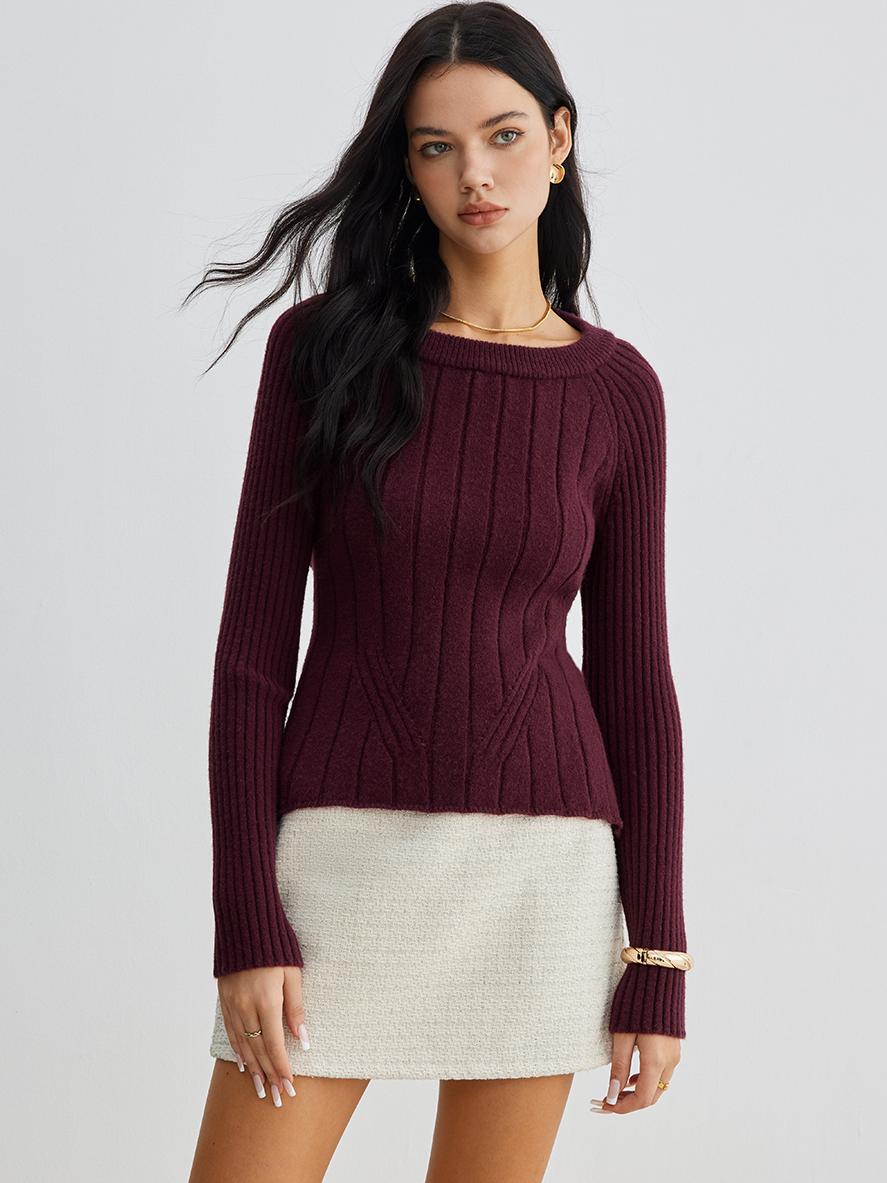 Rückenfreies, figurbetontes Stricktop mit Bindeband 