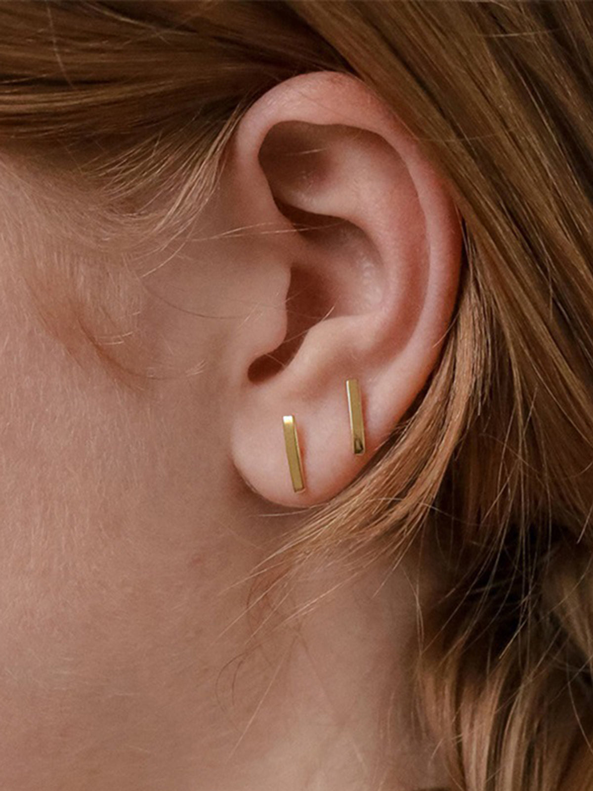 Boucles d'oreilles minimalistes à clous 