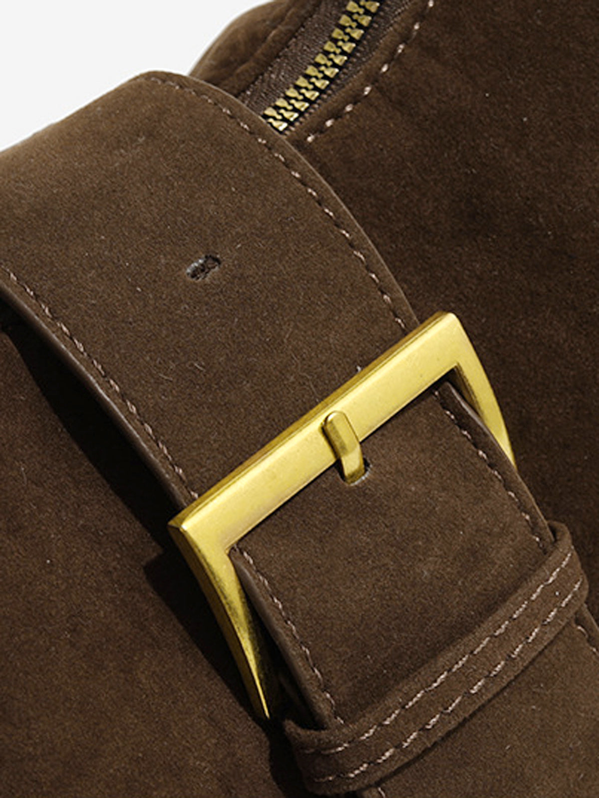 Retro-Tasche mit Schnalle und Reißverschluss in Halbmondform 