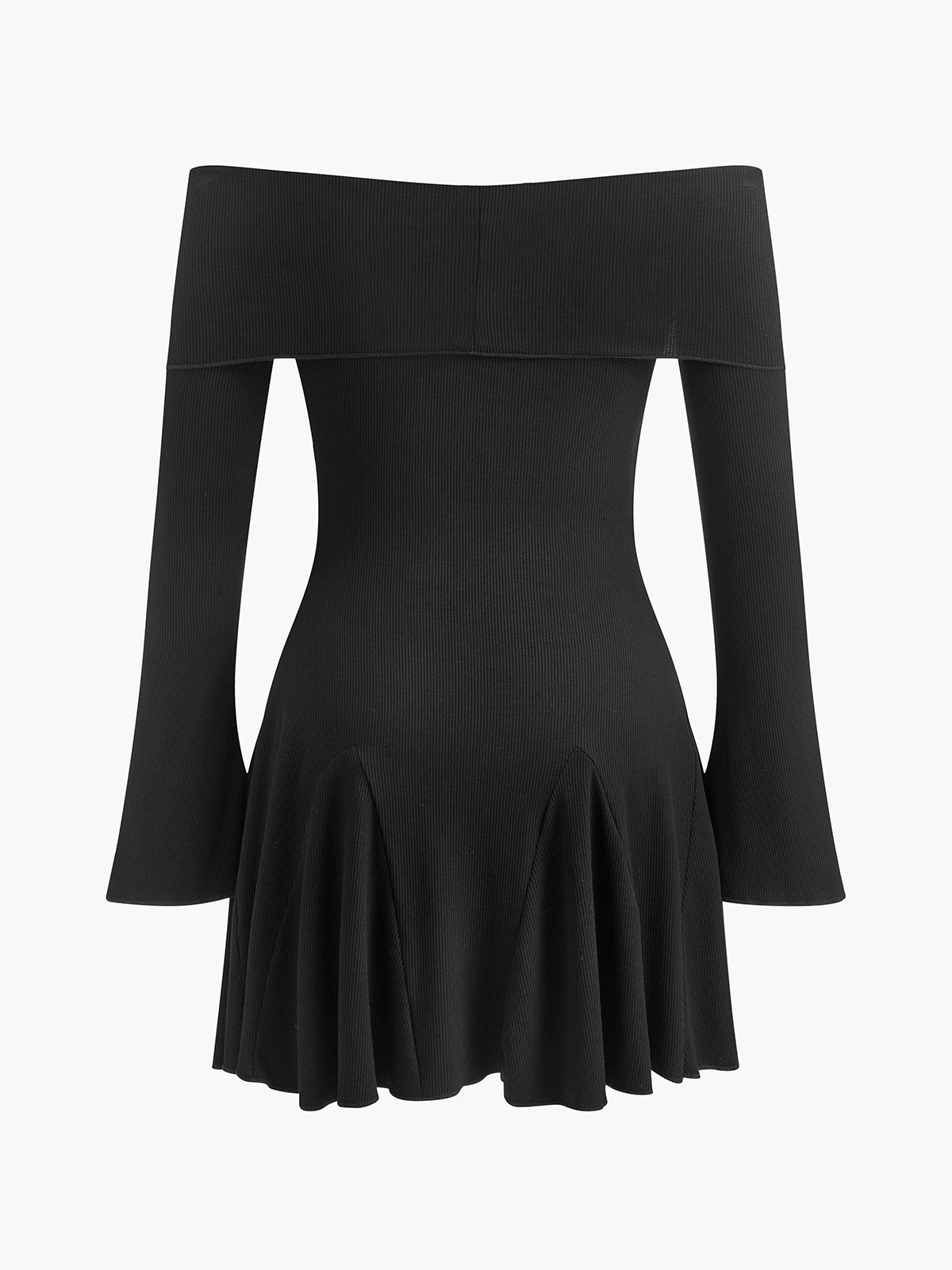 schulterfreies, fließendes Strickkleid 